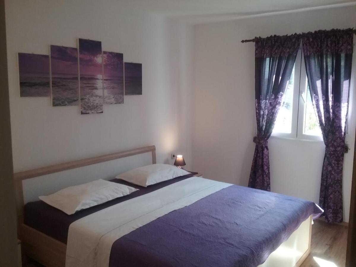 Apartament Pisac Vis